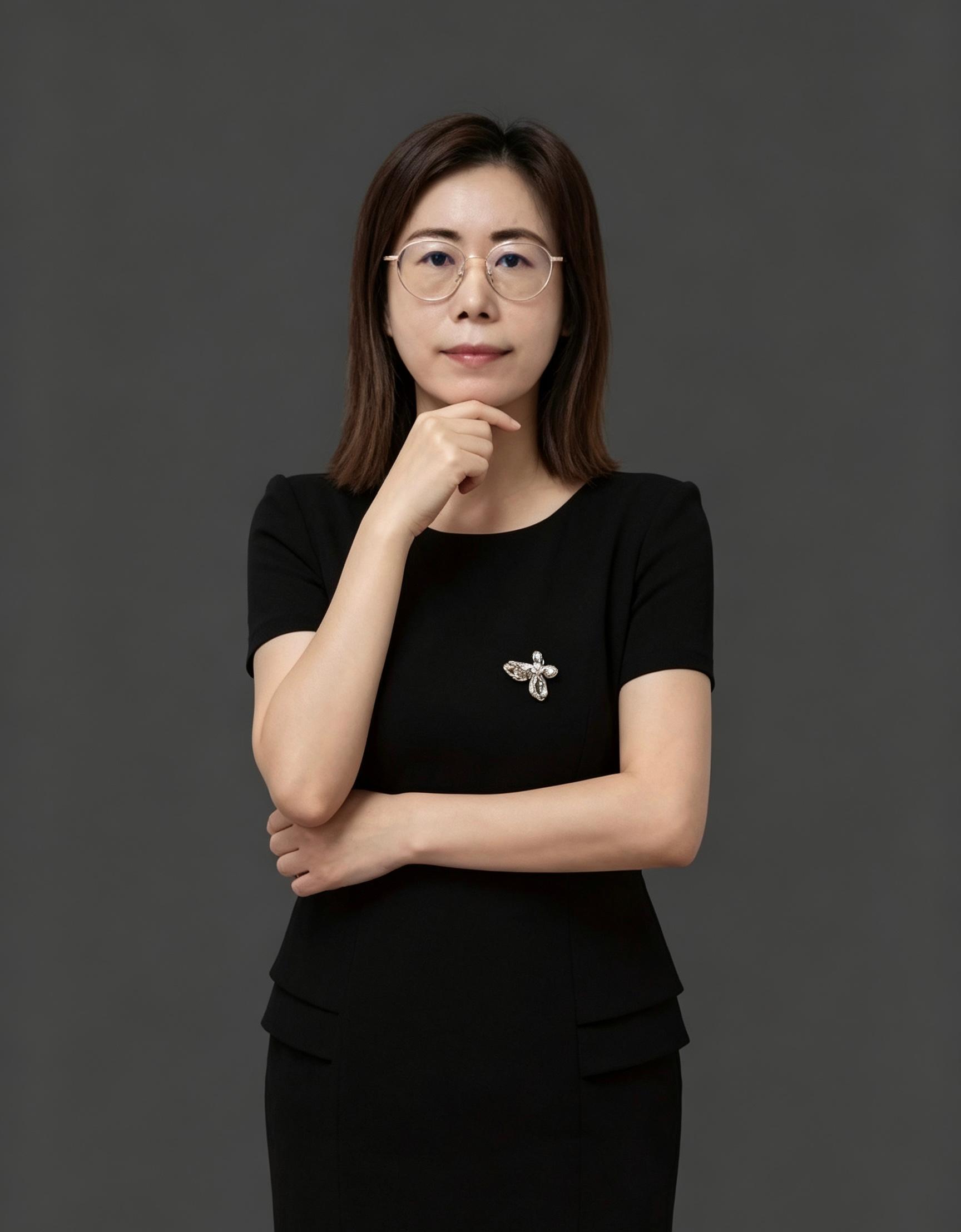 王岩松个人照片
